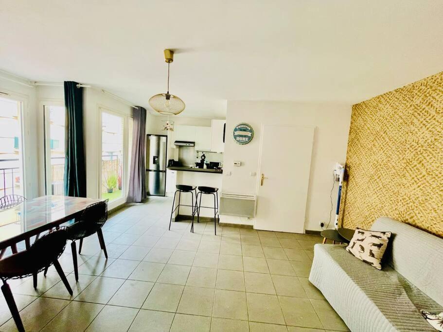 Appartement 4 Pers A 5 Min De Paris Saint-Ouen  Buitenkant foto